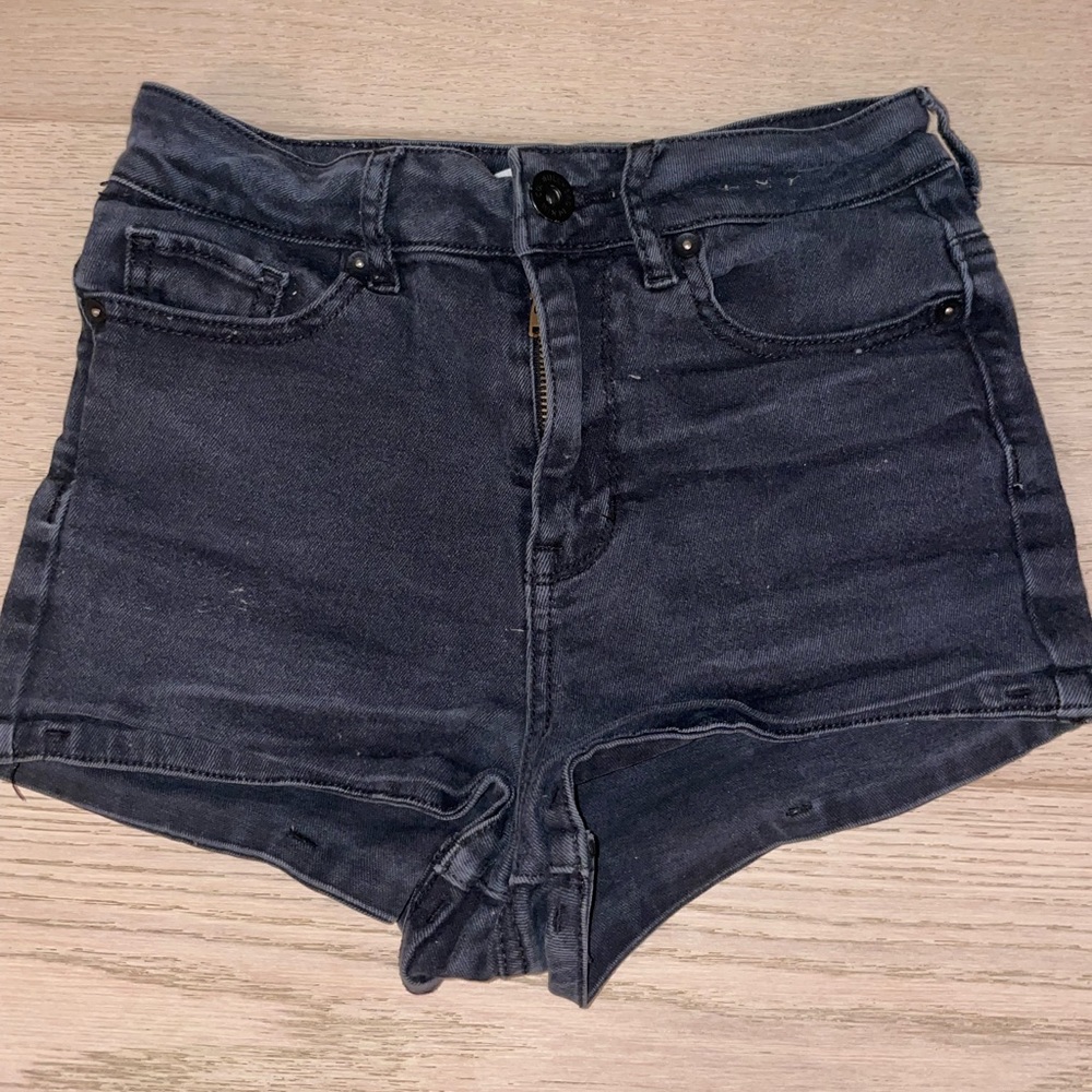 black pacsun jean shorts